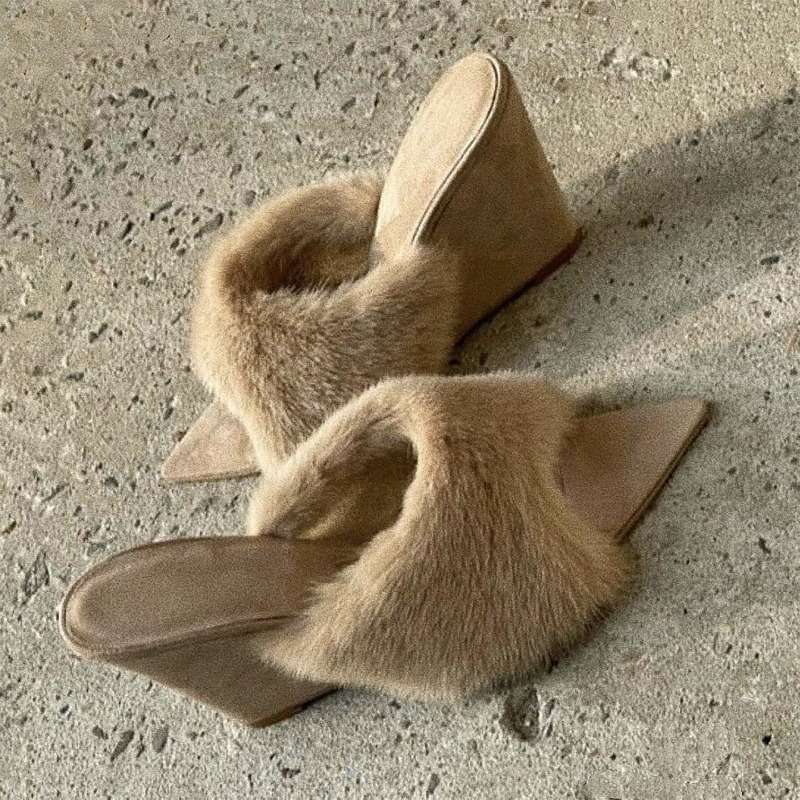 Fluffy Women Slippers Wedges P - Winter Clothing For Woman ulasan dan harga